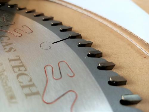 CROSS-CUT SAW BLADES FOR SOFTWOOD AND HARDWOOD 